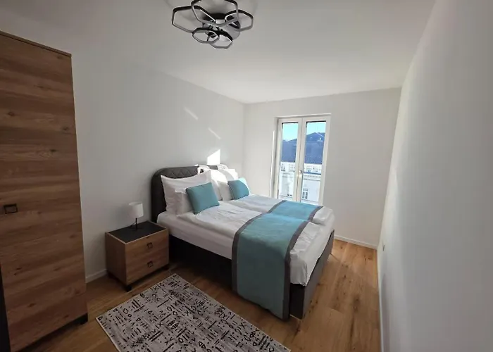 Retsina Apartments