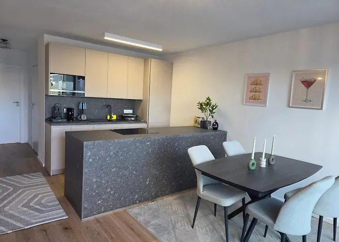 Retsina Apartments